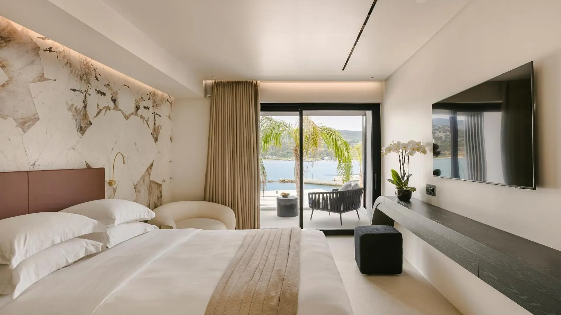 Casaly Hotel & Spa Argostoli  Argostoli (Kefalonia)